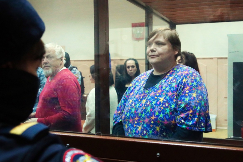 Оглашение Басманным районным судом Москвы приговора журналистке Александре Баязитовой