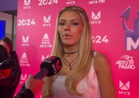 «Клава, заканчивай»: Чеботина назвала бойфренда Коки нарциссом