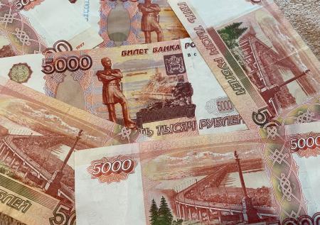 В обход банка: куда выгодно вложить деньги