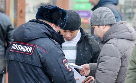 В России напишут методички для мигрантов