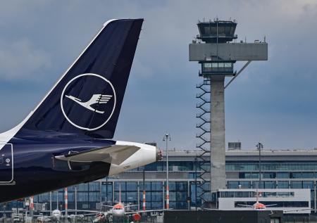 Lufthansa будет летать в Россию по изменённым маршрутам