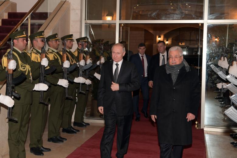 Владимир Путин и Махмуд Аббас