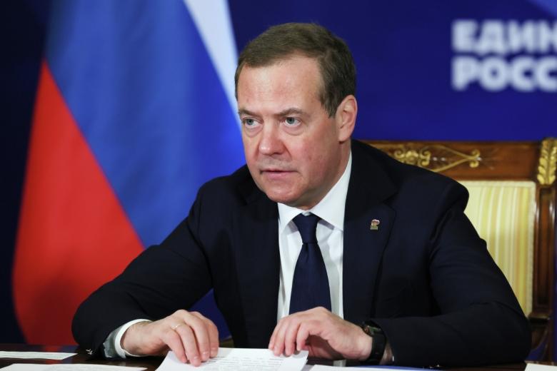Дмитрий Медведев