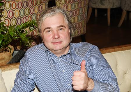 Автор главного хита Лады Дэнс попросил запретить его исполнение