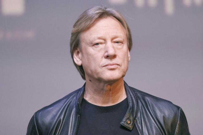 Дмитрий Харатьян