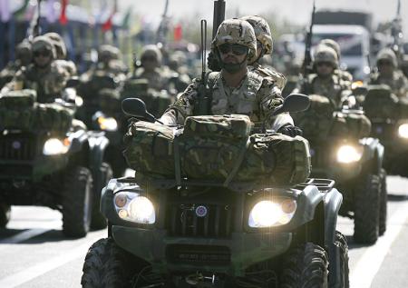 Командующий армией Ирана: страна не стремится воевать