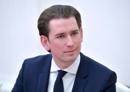 Канцлер Австрии выступил против новых антироссийских санкций 