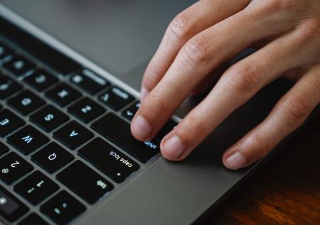 Rambler заявил о DDoS-атаке на Lenta.ru