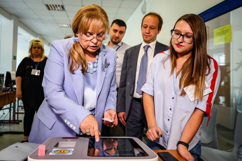 Элла Памфилова