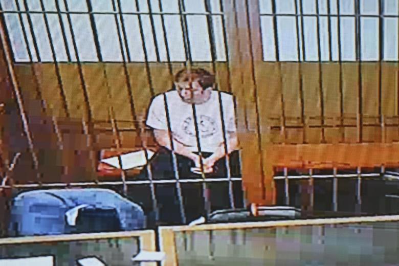 Экран с трансляцией избрания меры пресечения в отношении Тимура Бажаева