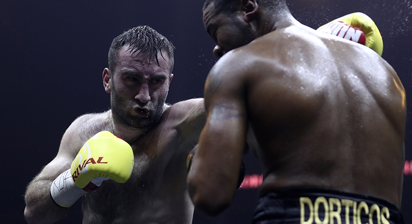 3 февраля 2018 года встретился с Юниером Дортикосом и объединил титулы IBF и WBA