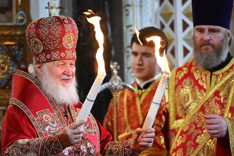 Патриарх Московский и всея Руси Кирилл проводит праздничное пасхальное богослужение в храме Христа Спасителя в Москве
