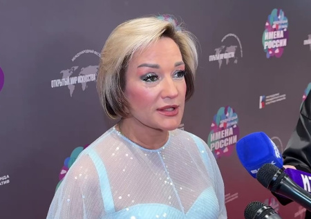 «Я ее поздравляю»: Буланова о сотрудничестве Инстасамки с «Ленинградом»
