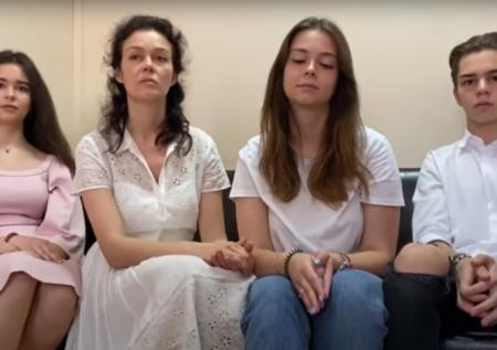 Жертва психологического насилия: юрист назвала причину развода Марины Чайки