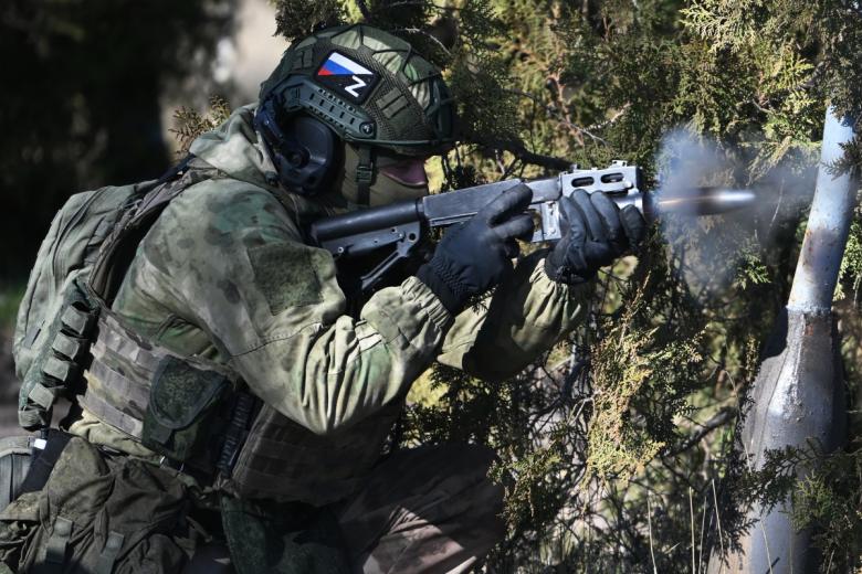 Военнослужащий штурмовой группы морской пехоты Северного флота ВС РФ 