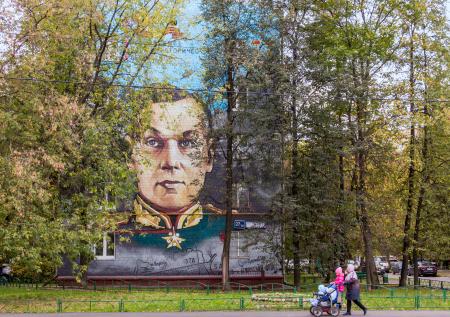 Памятник Рокоссовскому похитили с кладбища в Польше и обезглавили