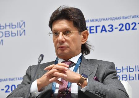 Федун отвёл России десять лет для «нефтяной» перестройки