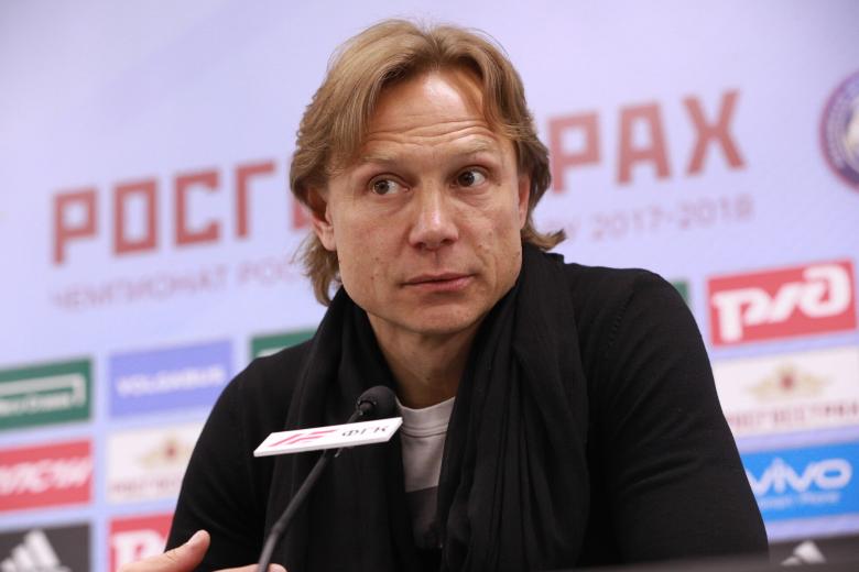 Валерий Карпин