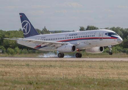 Для самолетов Superjet и МС-21 создали российскую электронику