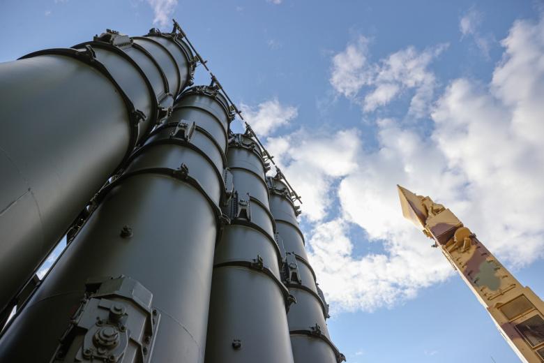 Пусковая установка ЗРС «Антей-400»
