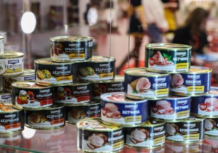 В России предложили создать резерв мясных консервов