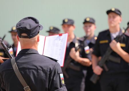 До 21 года поэтапно, до 30 лет сразу: как будут поднимать призывной возраст