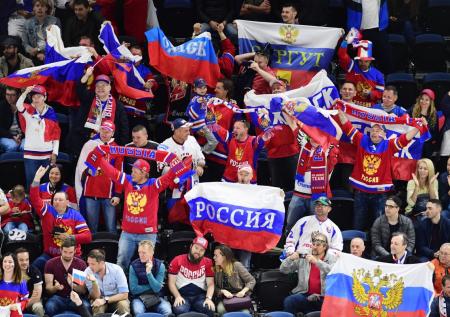 Хоккей без правил: международная федерация прокатила российских болельщиков