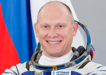 Космонавт Артемьев надеется встретиться с инопланетянами в космосе