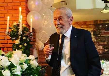 Добронравов оправдал Кикабидзе после скандала из-за слов о России