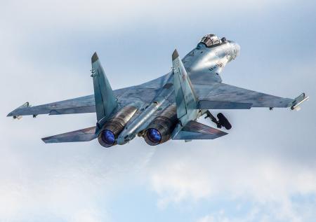 Российский военный самолет заметили рядом с Аляской