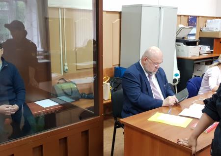 Суд дал следствию 10 минут на изучение УПК РФ по делу «Рольфа»