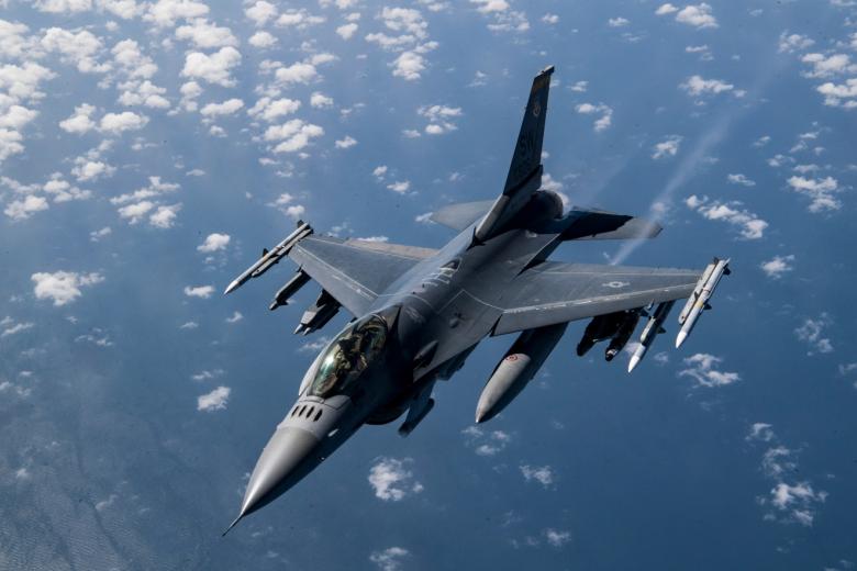 F-16