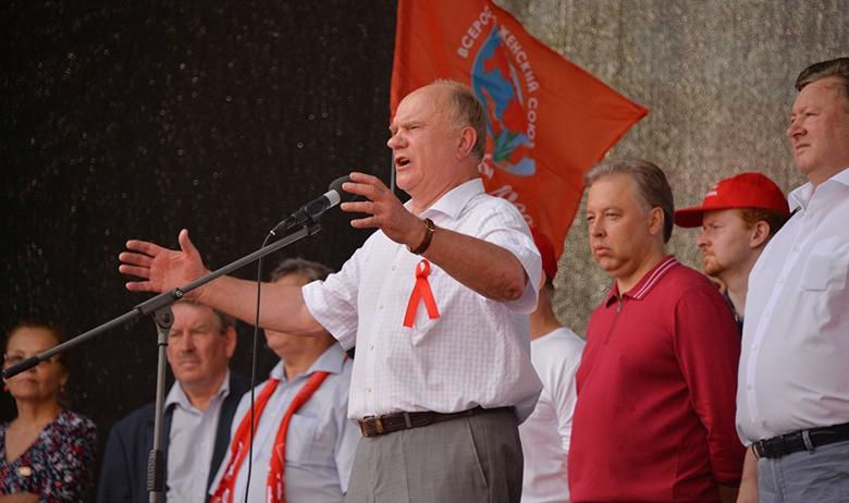 Лидер КПРФ Геннадий Зюганов 