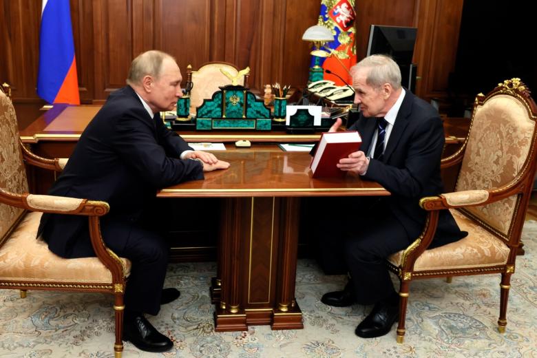 Встреча президента РФ Владимира Путина с председателем Конституционного суда Валерием Зорькиным