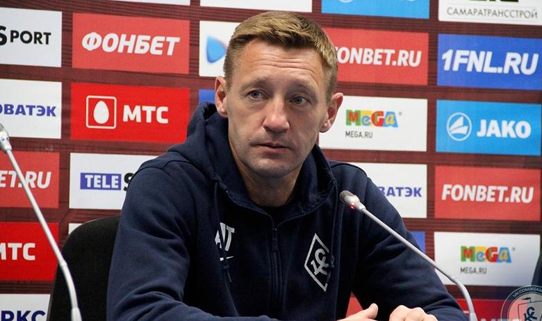 Тренер Андрей Тихонов
