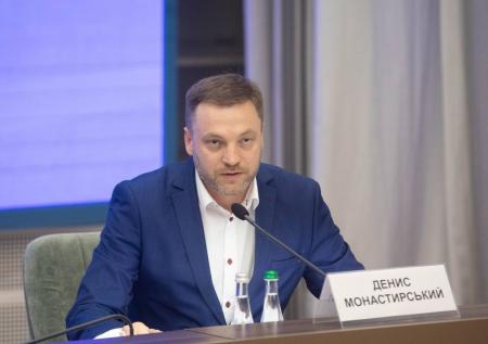 В Киеве подтвердили гибель главы МВД, его зама и госсекретаря в Броварах