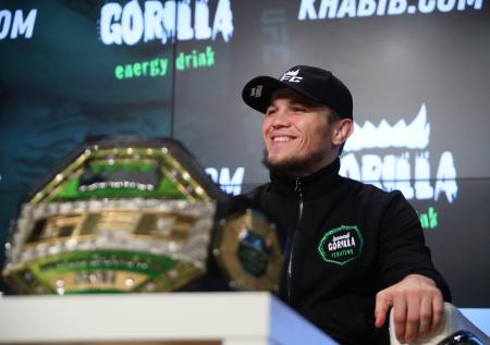 Стало известно имя следующего соперника Нурмагомедова в UFC