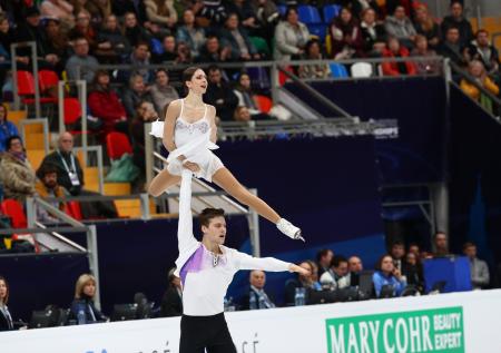 Канадская Забияко: почему отъезд фигуристки в Канаду не повод для истерии
