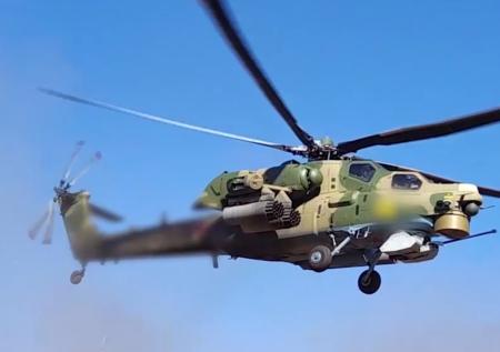 Экипаж Ми-28НМ ударил по живой силе и технике ВСУ в Курской области