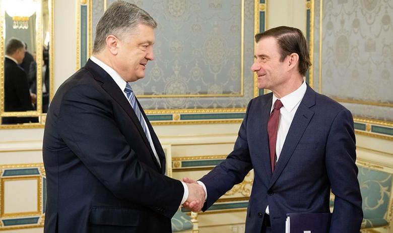 Пётр Порошенко и Дэвид Хейл