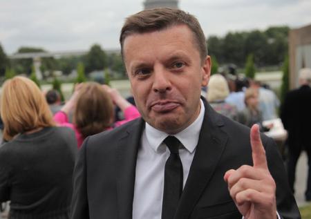Парфёнов показал трейлер новых серий «Намедни»
