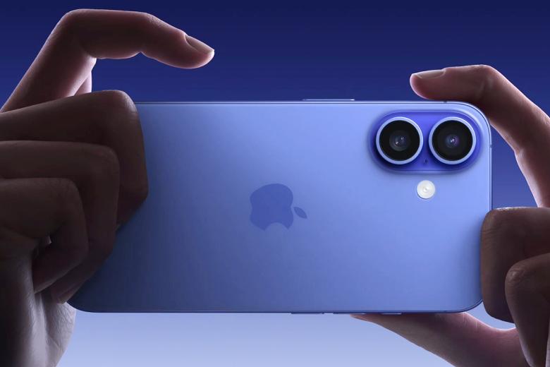 iPhone 16