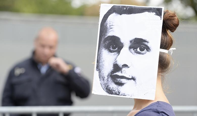 Митинг в поддержку режиссера Олега Сенцова, Прага