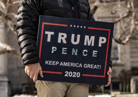 Трамп не смог помириться с Пенсом после штурма Капитолия