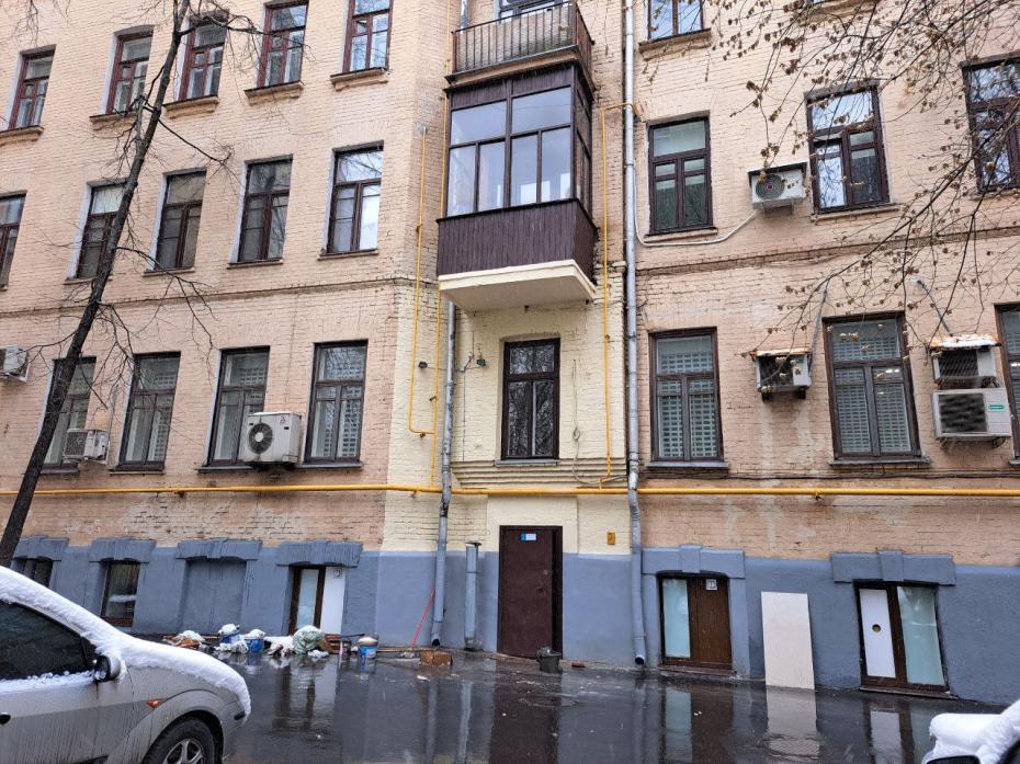 Дом Михаила Ефремова в Плотниковом переулке в Москве