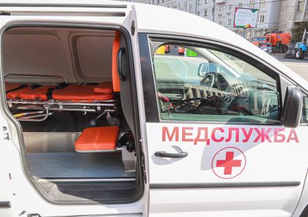 Погрузчик насмерть сбил женщину в Петербурге