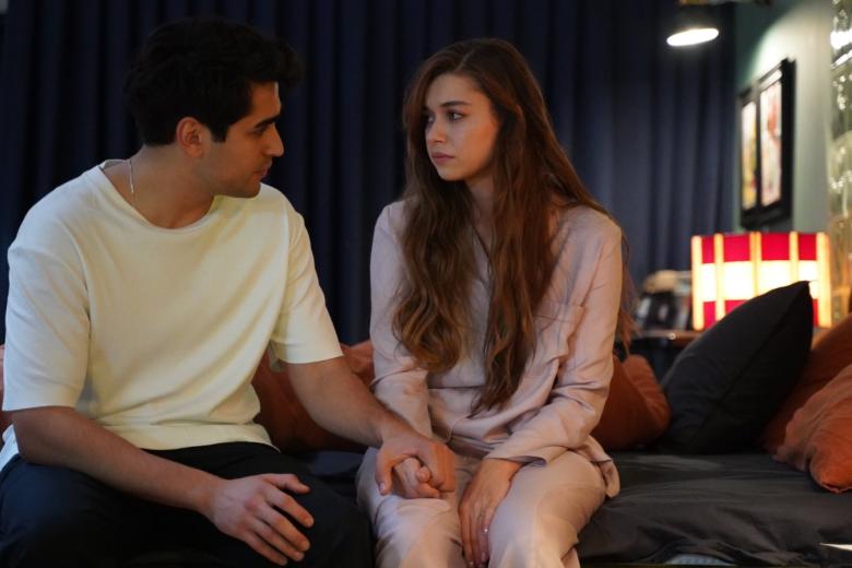 Кадр из сериала «Зимородок»