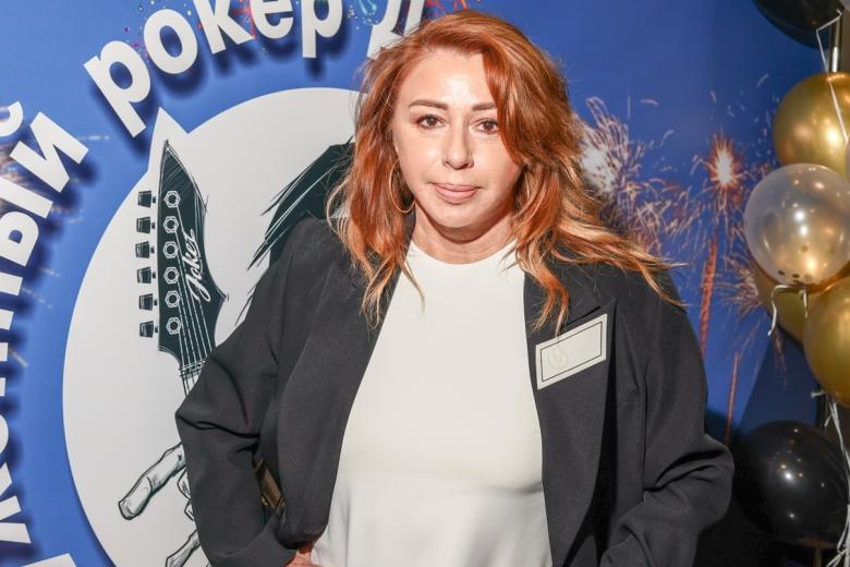 Алена Апина