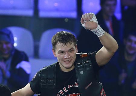 Чудинов выиграл у Либенберга и защитил чемпионский пояс