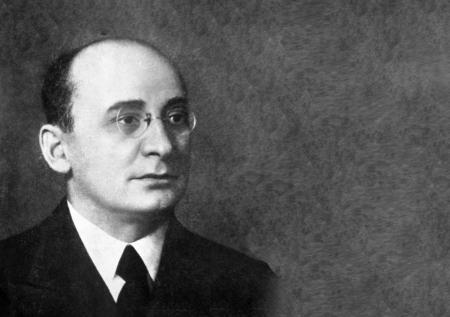«Зачем это делать?»: депутат КПРФ об идее построить Берия Центр в России